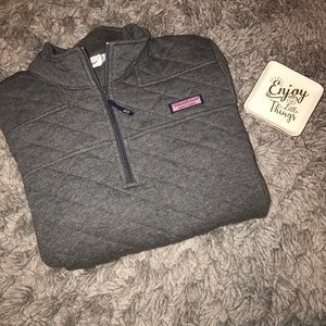 🐳 Vineyard Vines Half Zip